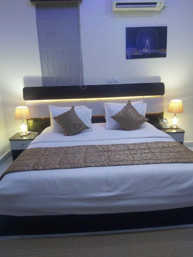 Apartment 79 Hotel & Suite Ikeja Bagian luar foto