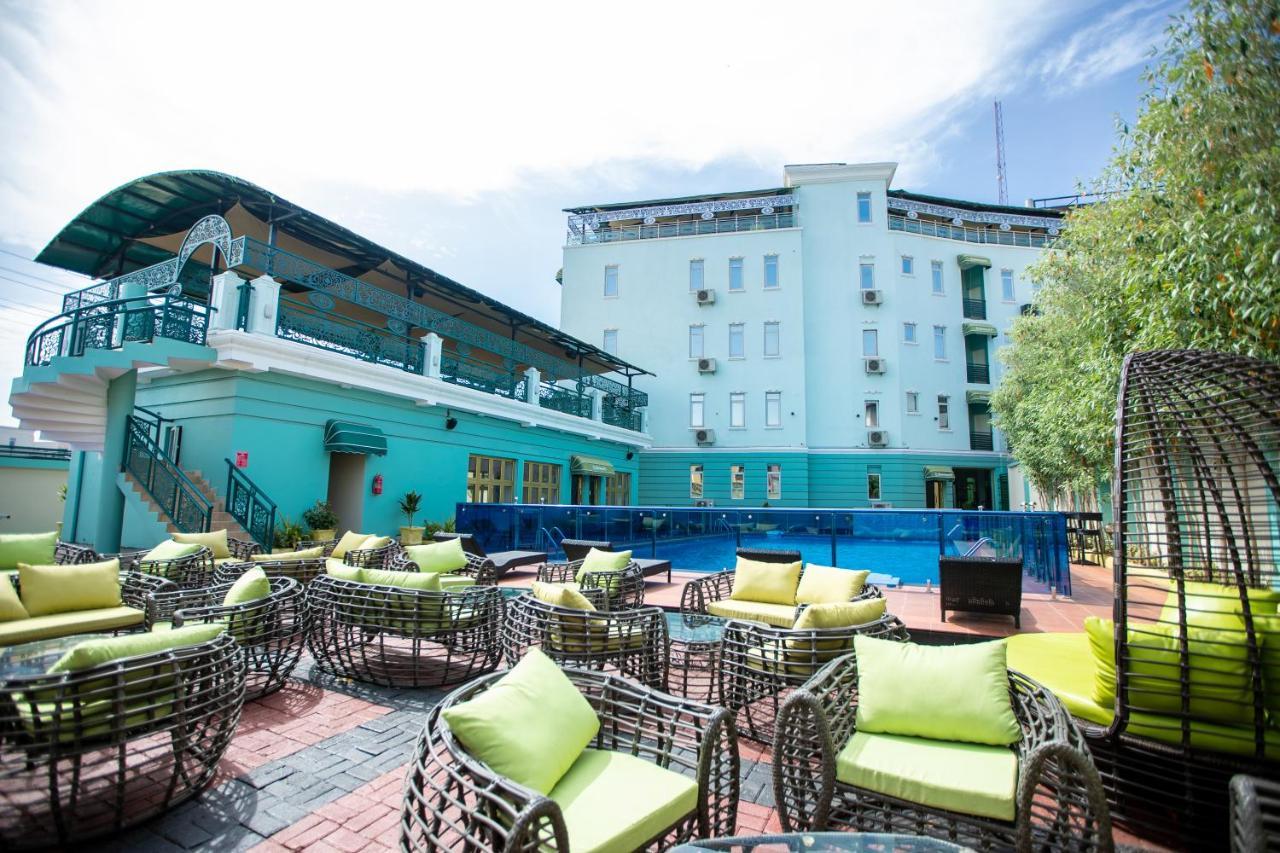 Apartment 79 Hotel & Suite Ikeja Bagian luar foto